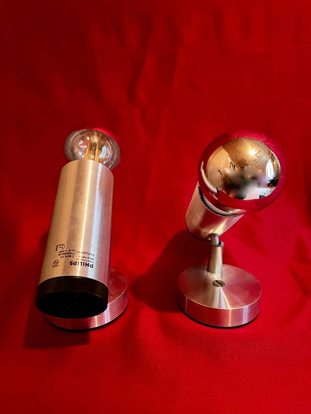 Philips Lampade: Paire de Spots/appliques, " Phillips", Année 70 – Usato da Prez vers Siviriez venduto da Mistinguette 1