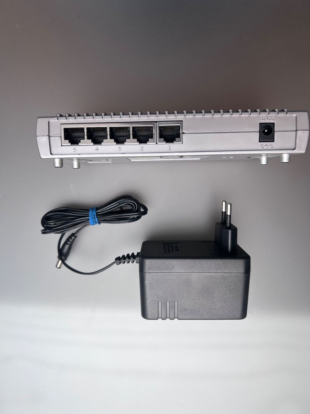 Hub & Switch: Gigabit Switch – Usato da Root venduto da Tech-Nick 3