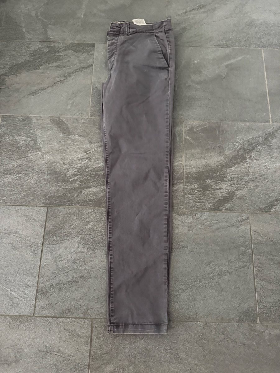 Jack & Jones Pantaloni: Graue Stoffhose Grösse 32/32  – Usato da Davos Platz venduto da mon_v2vm 3