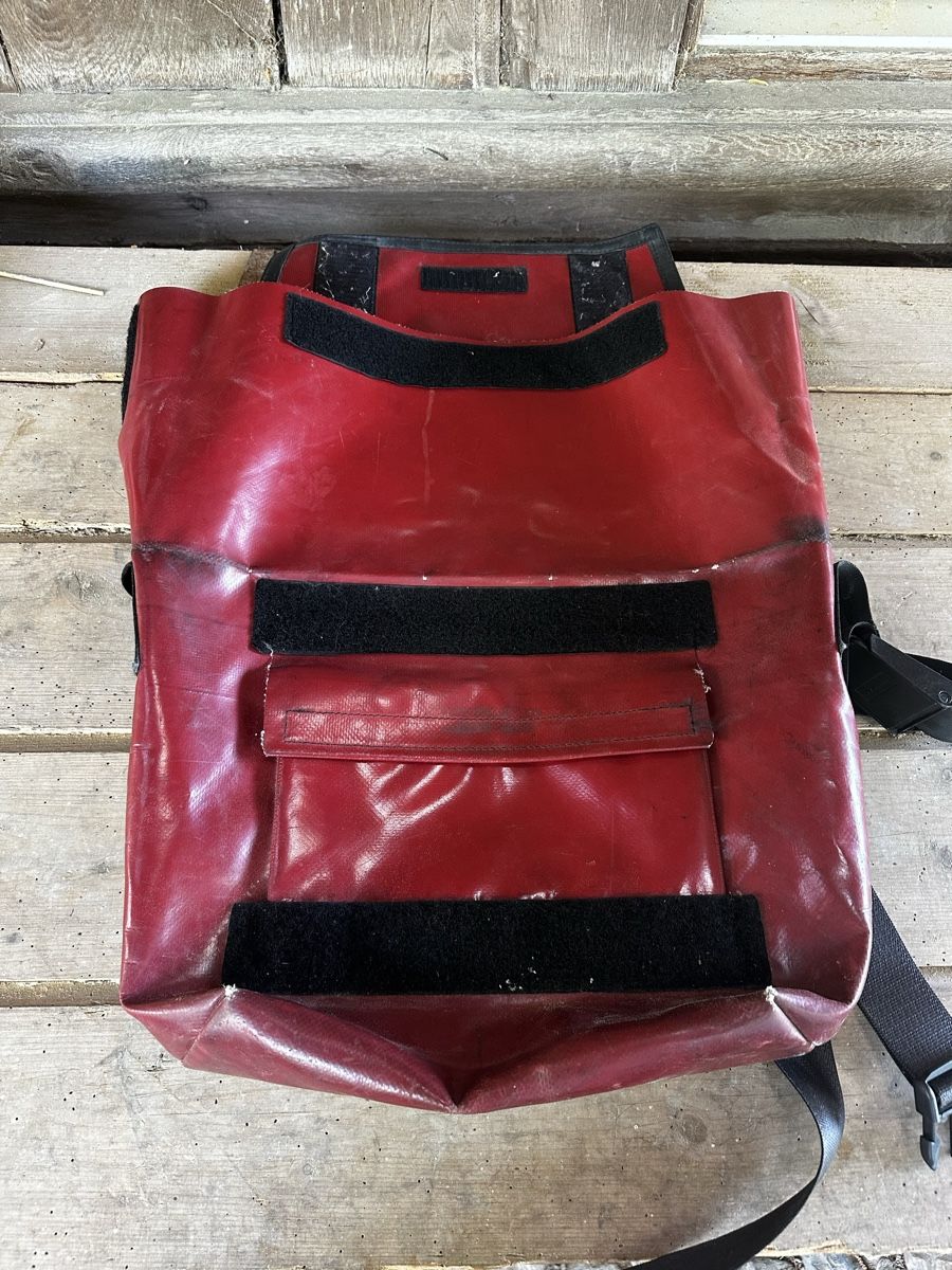 Freitag Sonstige Kleidung & Accessoires: Sac Freitag rouge bordeaux – Gebraucht aus Grossaffoltern von BerigerHandwerk 3