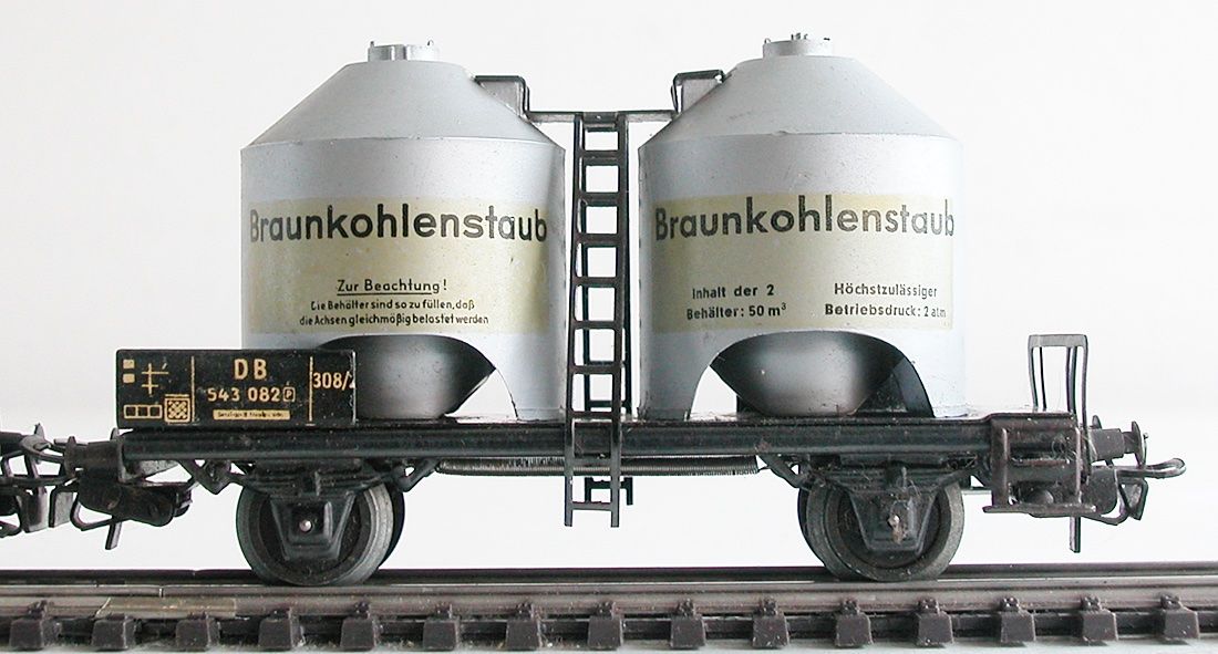 Märklin Modellini di ferrovie: Märklin 2 Kohlenstaubwagen der DB Spur H0 – Usato da Oberwil BL venduto da Klang 1