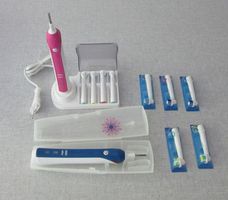 Oral-B  2 er Set elektrische Zahnbürsten