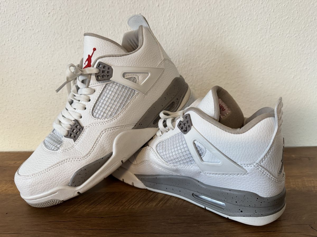 Jordan Scarpe da uomo: Jordan 4 Retro, taille 44 – Usato da Brügg BE venduto da Goob