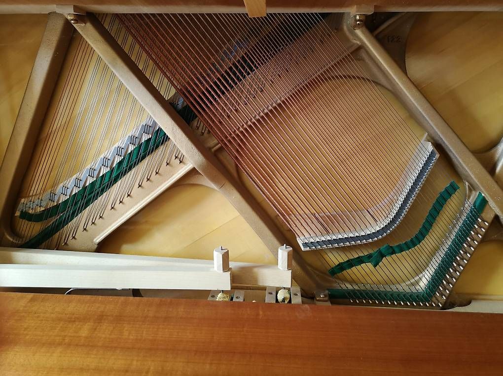 Musikinstrumente: Pfeiffer Klavier  – Gebraucht aus Carona von Yoelin 3