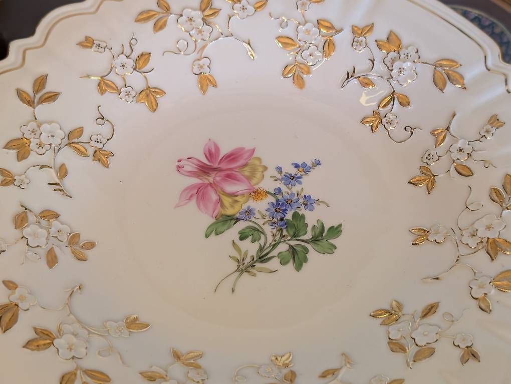 Plateaux: Antike Meissen Prunkschale, 31 cm – D'occasion à Ascona par ArtRomantica 2