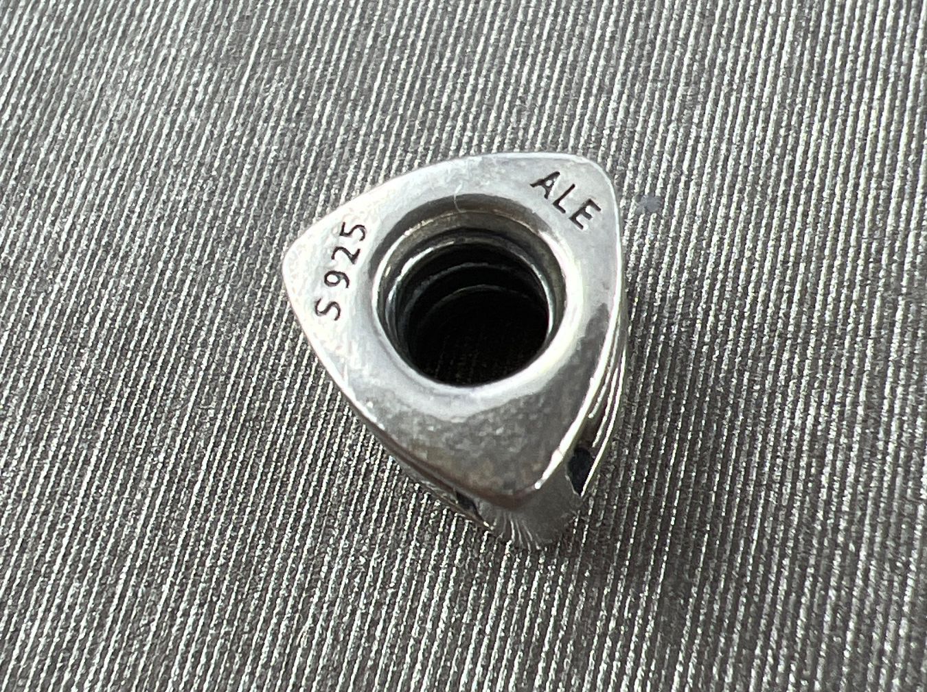 Pandora Anhänger: Pandora Charm – Gebraucht aus Niederuzwil von leo_8857