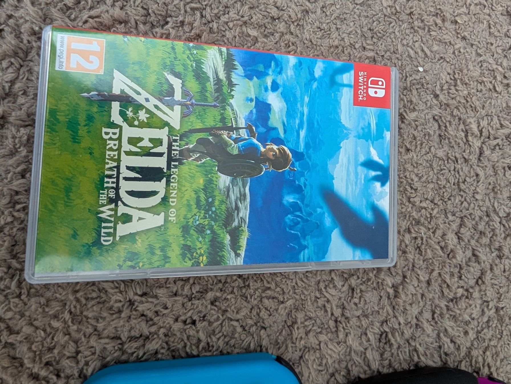Nintendo Konsolen: Nintendo Switch + 4 controllers & 2 games – Gebraucht aus Bern von gum_lr9c 3