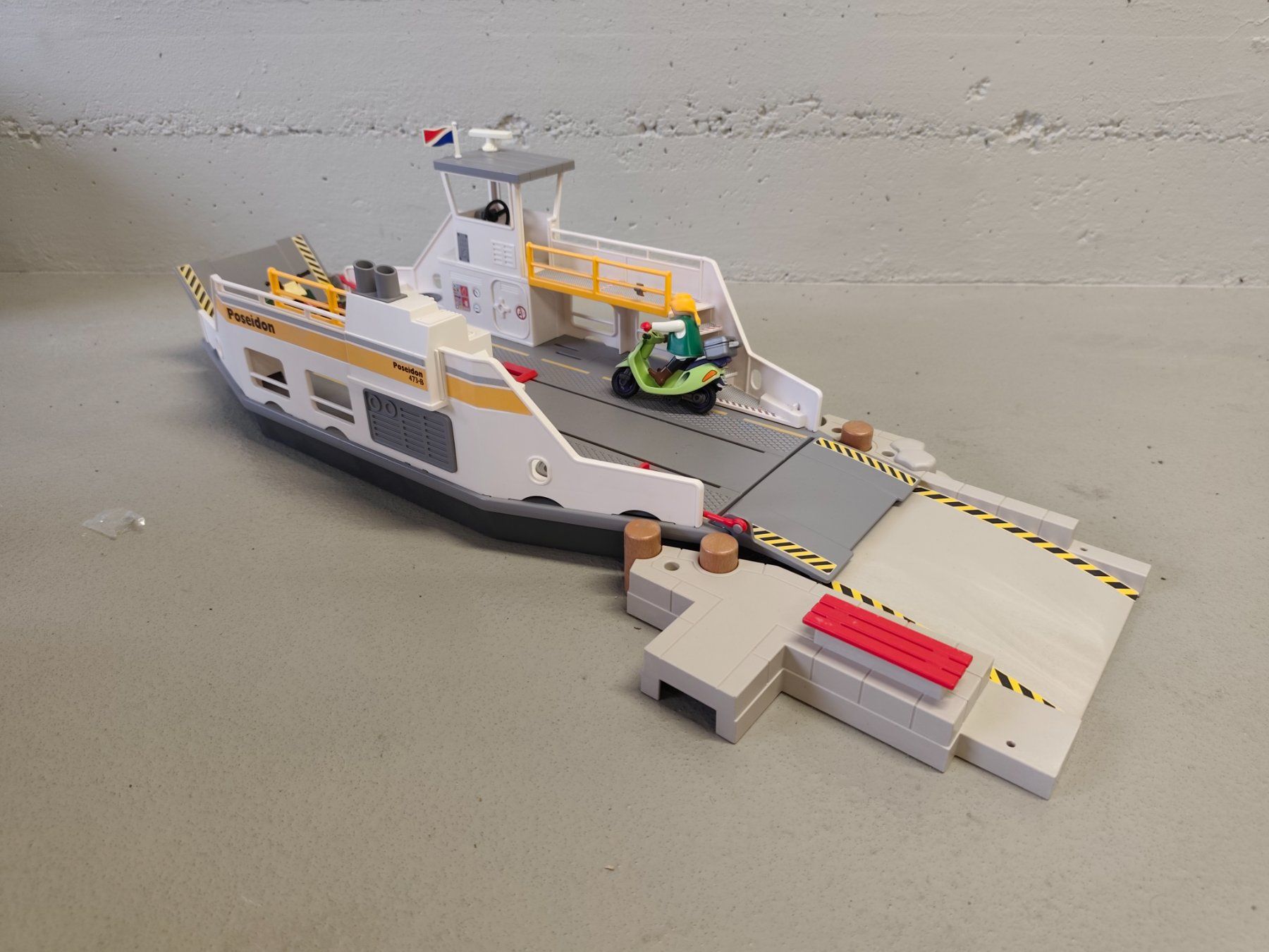 Playmobil Spielzeuge: Playmobil Autofähre 5127 – Gebraucht aus Oberkulm von FairTreasures