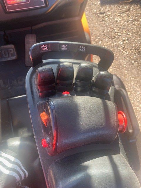 Carrelli elevatori e a forche: Hyundai Elektro-Stapler 3 Tonnen – Usato da Laufen venduto da VERARMUS11 8