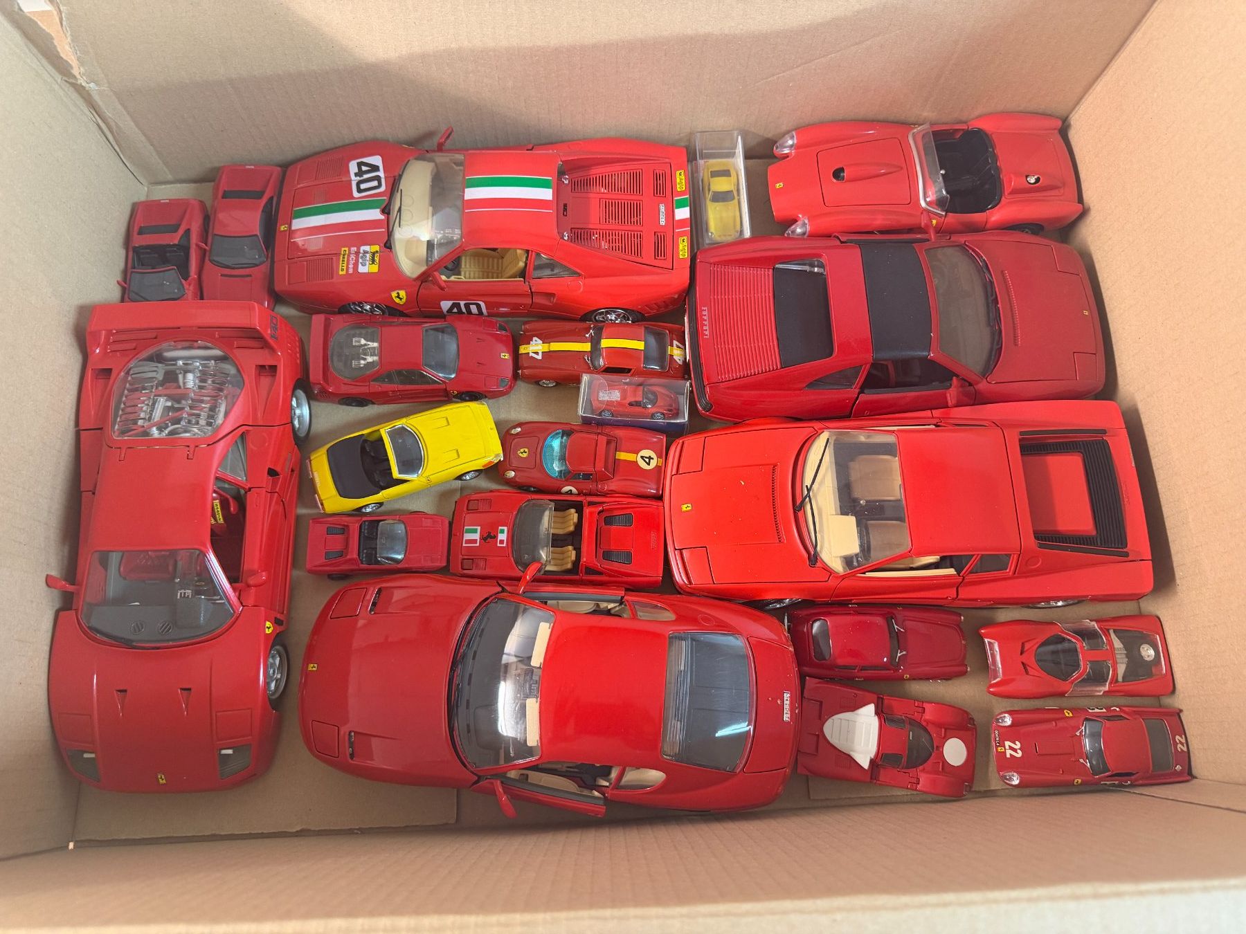 Ferrari Modellautos: Ferrari Sammlung – Gebraucht aus Meilen von Switcher2 2
