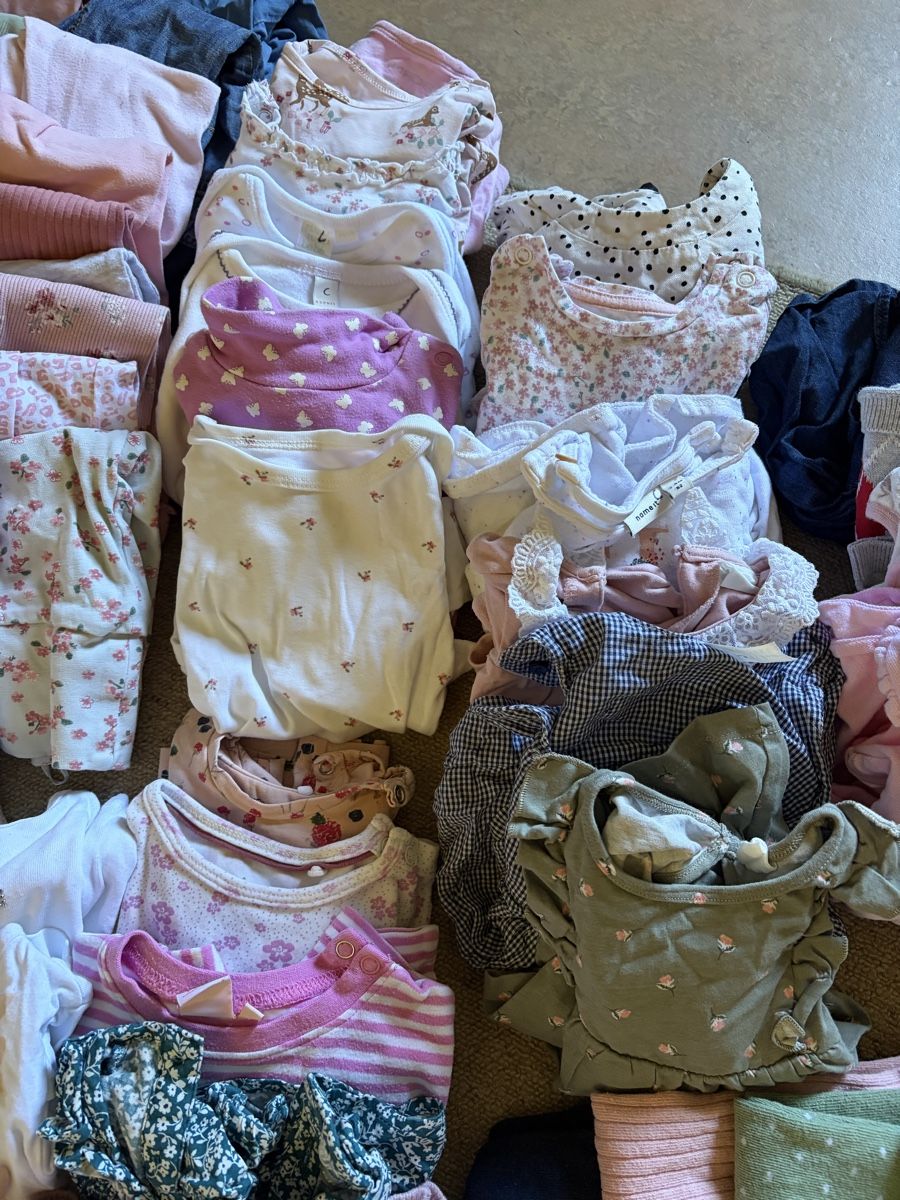 Lotti & Set di vestiti: Kinderkleiderpaket Mädchen Gr. 62 – Usato da Zürich venduto da nepaprocella 2