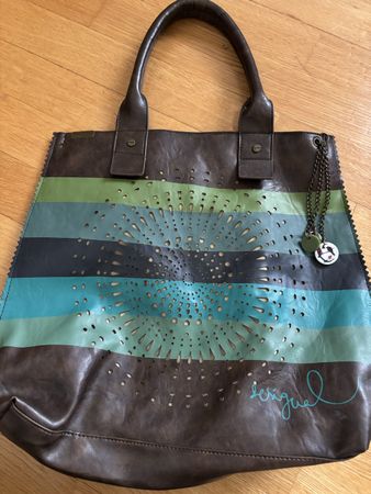 Desigual Tasche, neuwertig, tolles Design, Frühlings-Look!