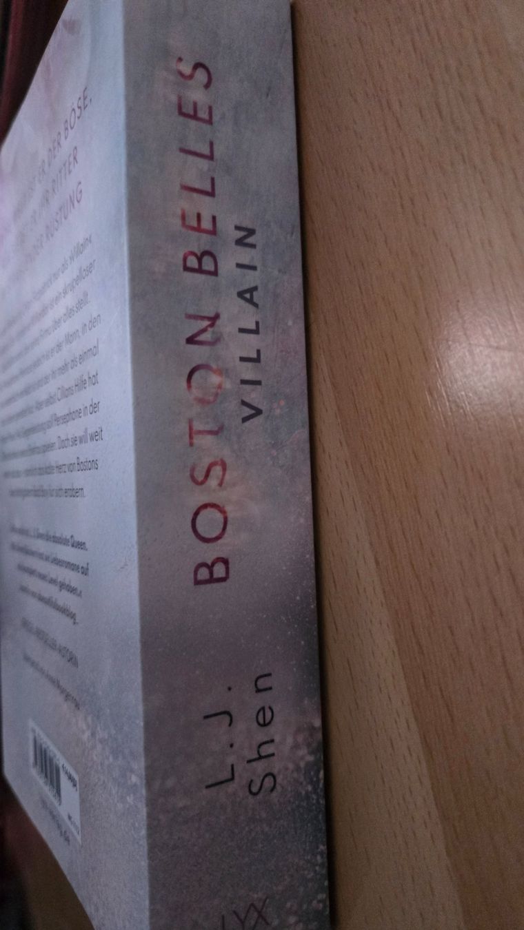 Libri: .J. Shen - Boston Belles Villain – Usato da Dürnten venduto da Nathi_11 1