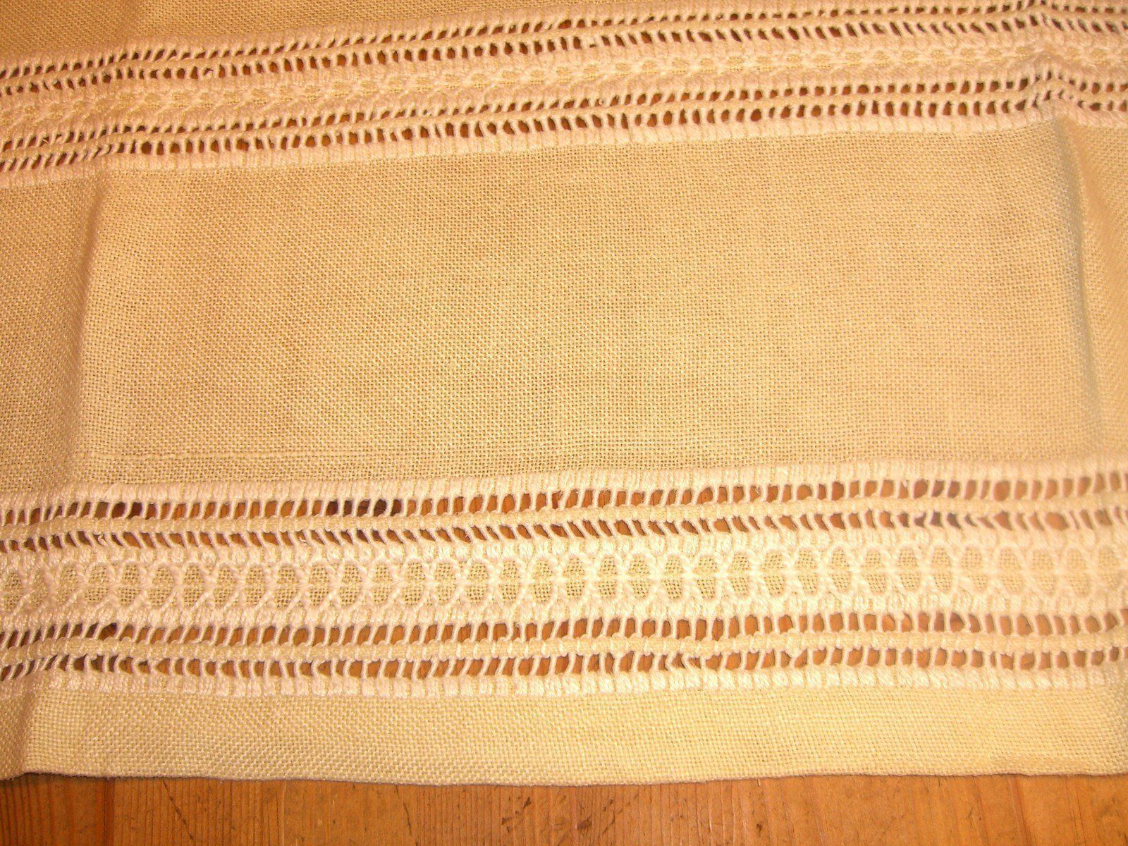 Coperte: schöne Tischdecke / Läufer, Handarbeit – Usato da Winterthur venduto da Gaia 2
