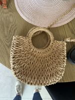 Schicke Sommer-Tasche aus Stroh für Strand & City – fast neu
