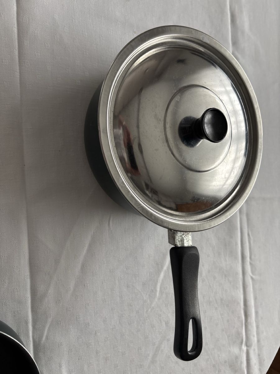 Padelle: Enders Aluminium-Kochset 10-teilig – Usato da Unterengstringen venduto da hab_dyp5 9