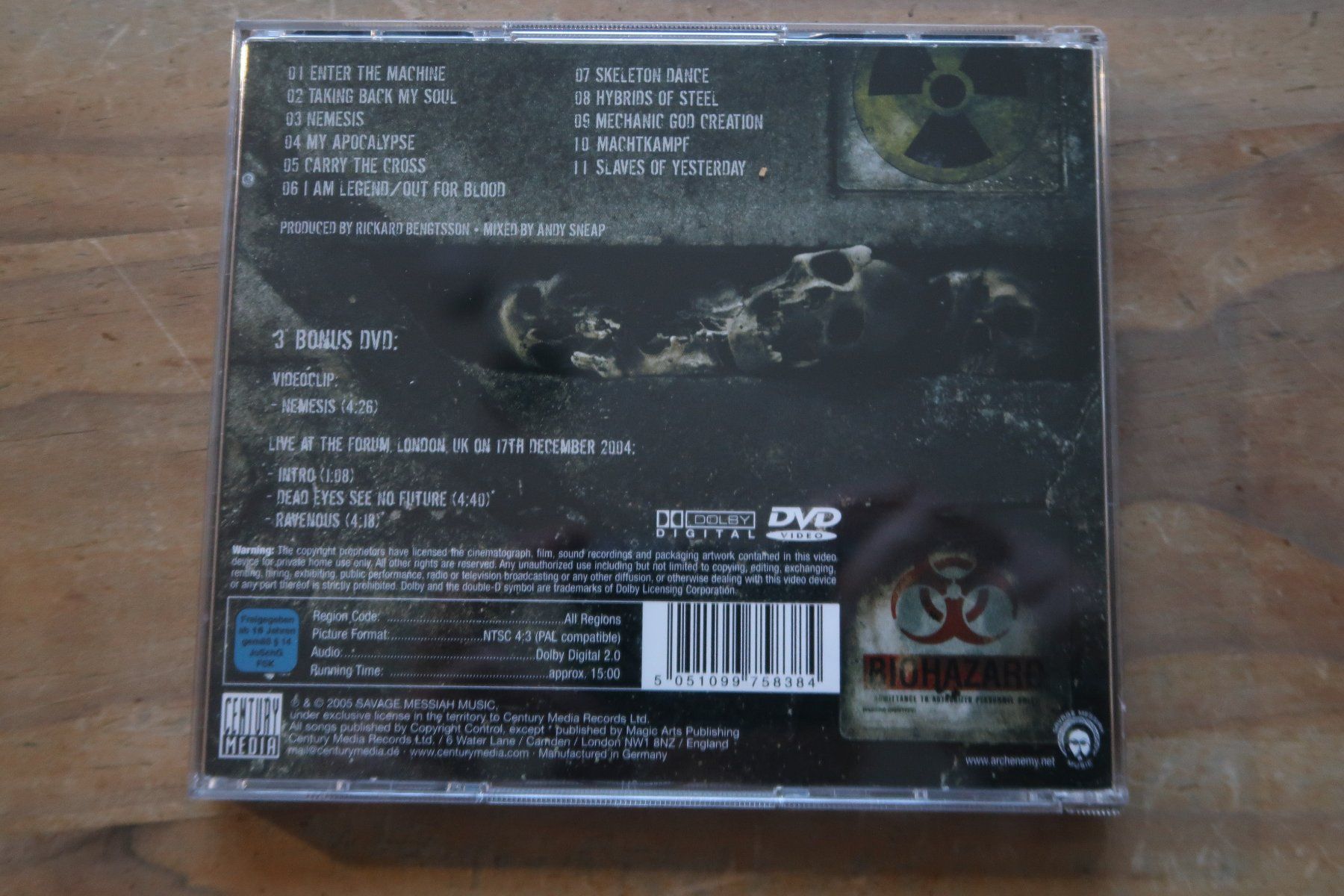 CDs: ARCH ENEMY - DOOMSDAY MACHINE - CD + DVD – Gebraucht aus Basel von Patiscat 5