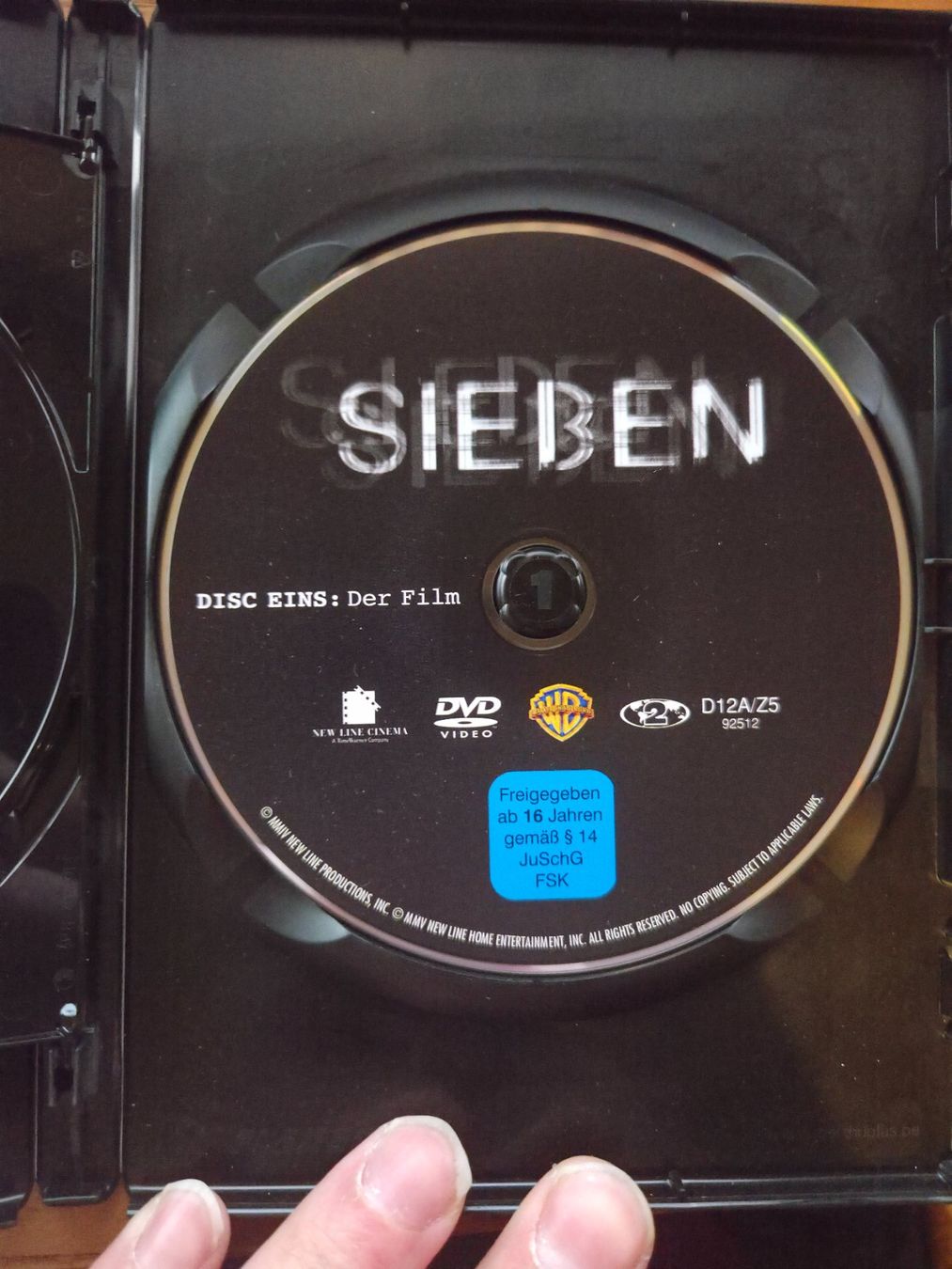 Tutti i DVDs: Sieben | Brad Pitt | Morgan Freeman | Special Edition 2 DVDs – Usato da Aldesago venduto da lusuardi 2