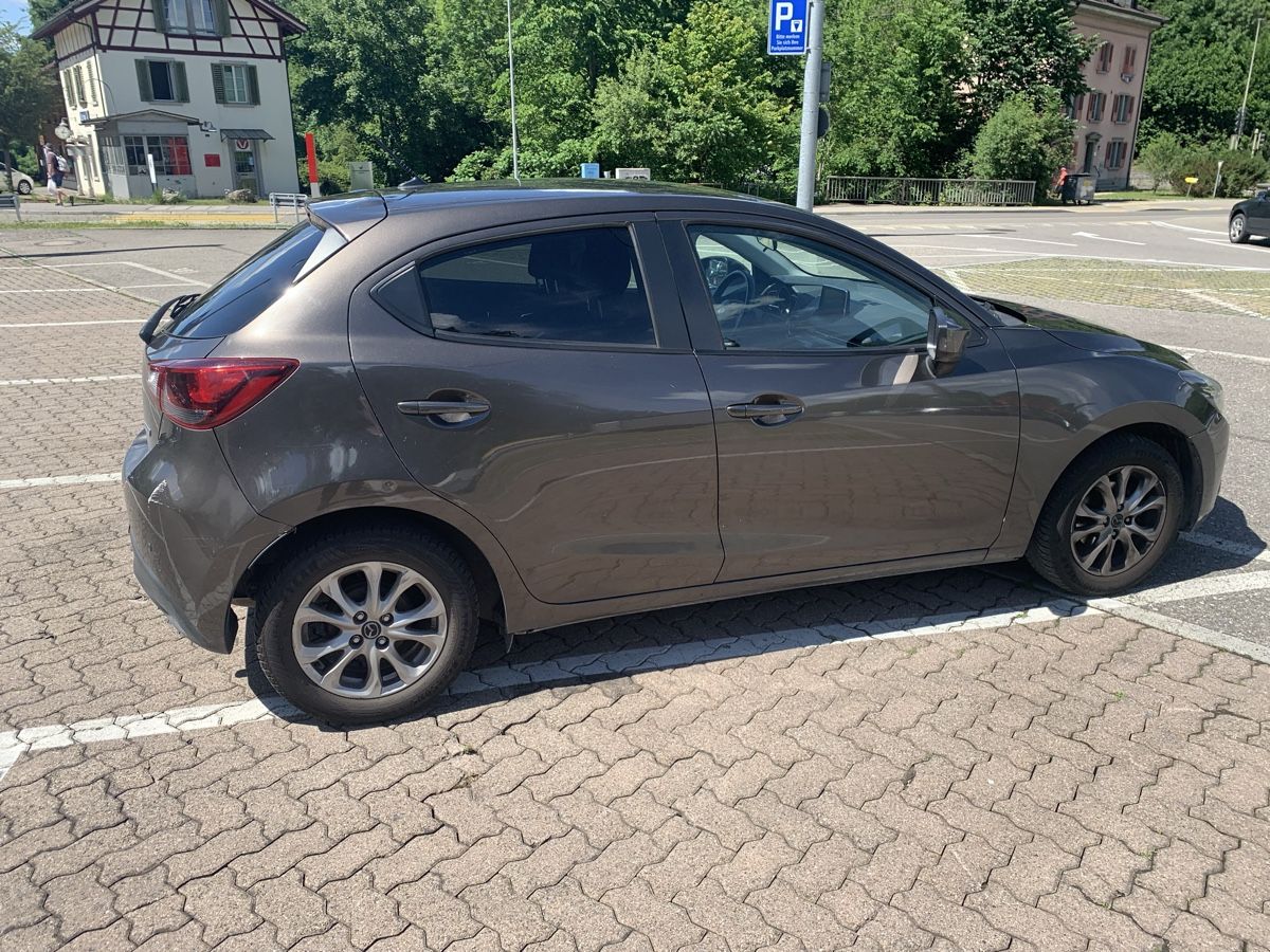 Mazda Automobili: MAZDA 2 1.5i 16V Skyactiv-G 90 – Difettoso da Gossau ZH venduto da Sookkerd 2