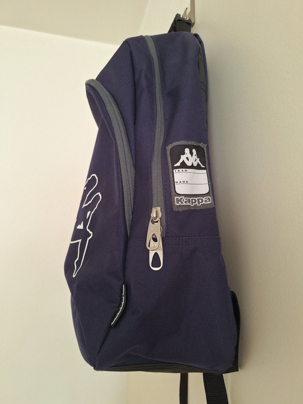 Kappa Zaini: Dunkelblauer Kappa Rucksack, wie NEU – Nuovo (secondo la descrizione) da Worb venduto da nfsolutions 1