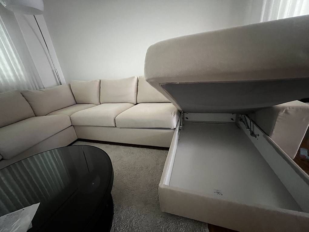 Ikea Divani: IKEA Ecksofa mit Stauraum – Usato da bülach venduto da ane_6dx9 1