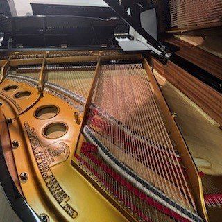 Steinway Strumenti musicali: Steinway&Sons - O-180 schwarz poliert Occ. – Usato da Ittigen venduto da KrompholzMusik 4