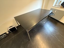 USM Schreibtisch schwarz B200 x T100 x H74