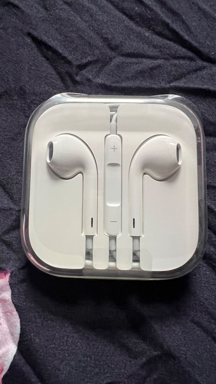 Cuffie: Orginal Apple EarPods (Neu) – Usato da Subingen venduto da Xevous1