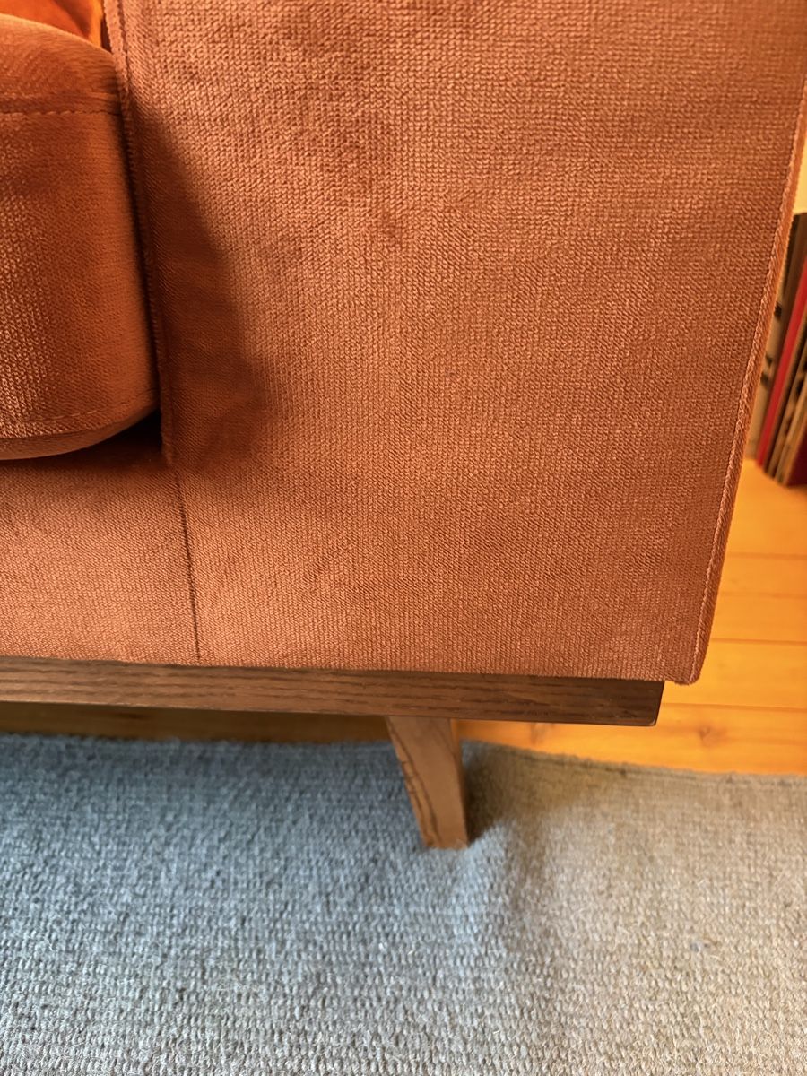 Micasa Divani: Cozy Rust Velvet Sofa - Micasa – Usato da Zollikerberg venduto da kajschi 1