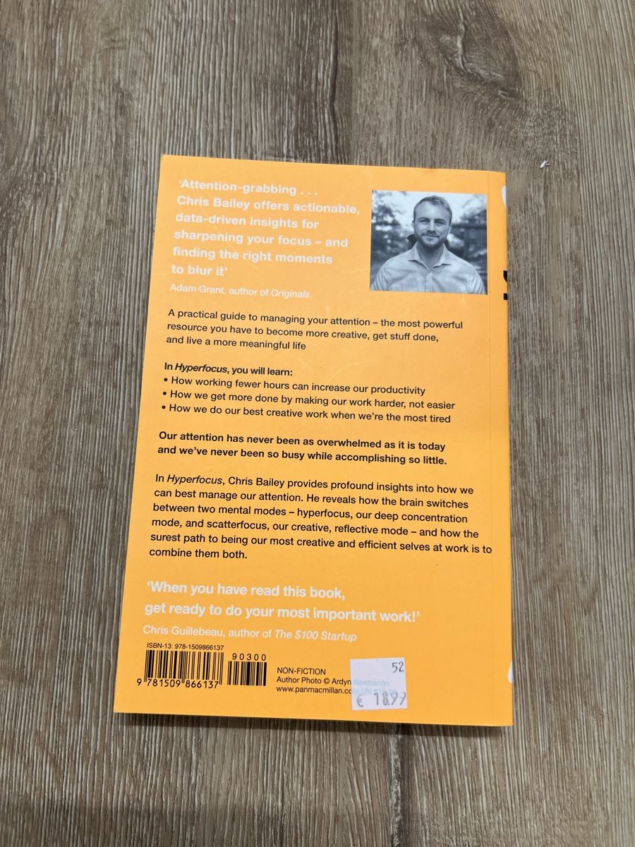 Livres: Chris Bailey – Hyperfocus: How to Work Less and Achieve More – D'occasion à Bottmingen par lin_5hf8 1
