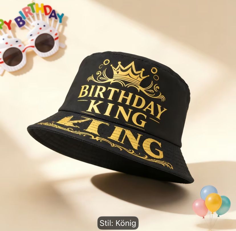 Copricapi, berretti & cappellini: Schwarzer "Birthday King" Fischerhut - Sommer Accessoire! – Nuovo e nell'imballaggio originale da Kollbrunn venduto da Rijeka33