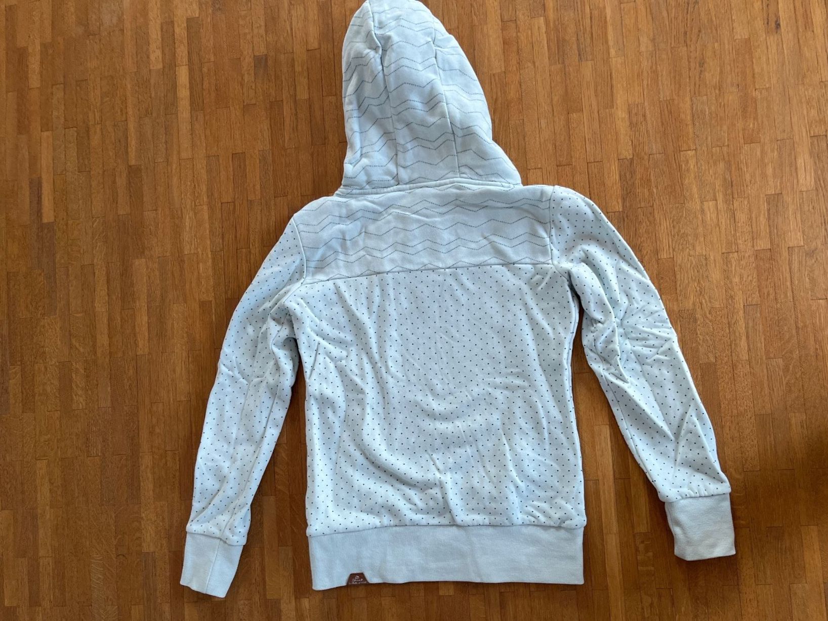 Ragwear Maglioni & Felpe: Ragwear Hoodie – Usato da Jegenstorf venduto da MacZarastra 1