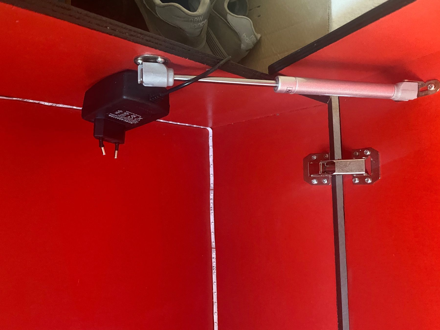 Transportkisten: nike Sneakerbox XXL Schuhbox Kiste – Gebraucht aus Bern von floorball_zoro 5