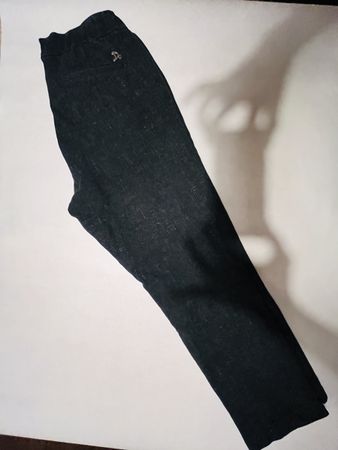 Dolores Hose dunkelblau, Grösse 26, elastisch, guter Zustand