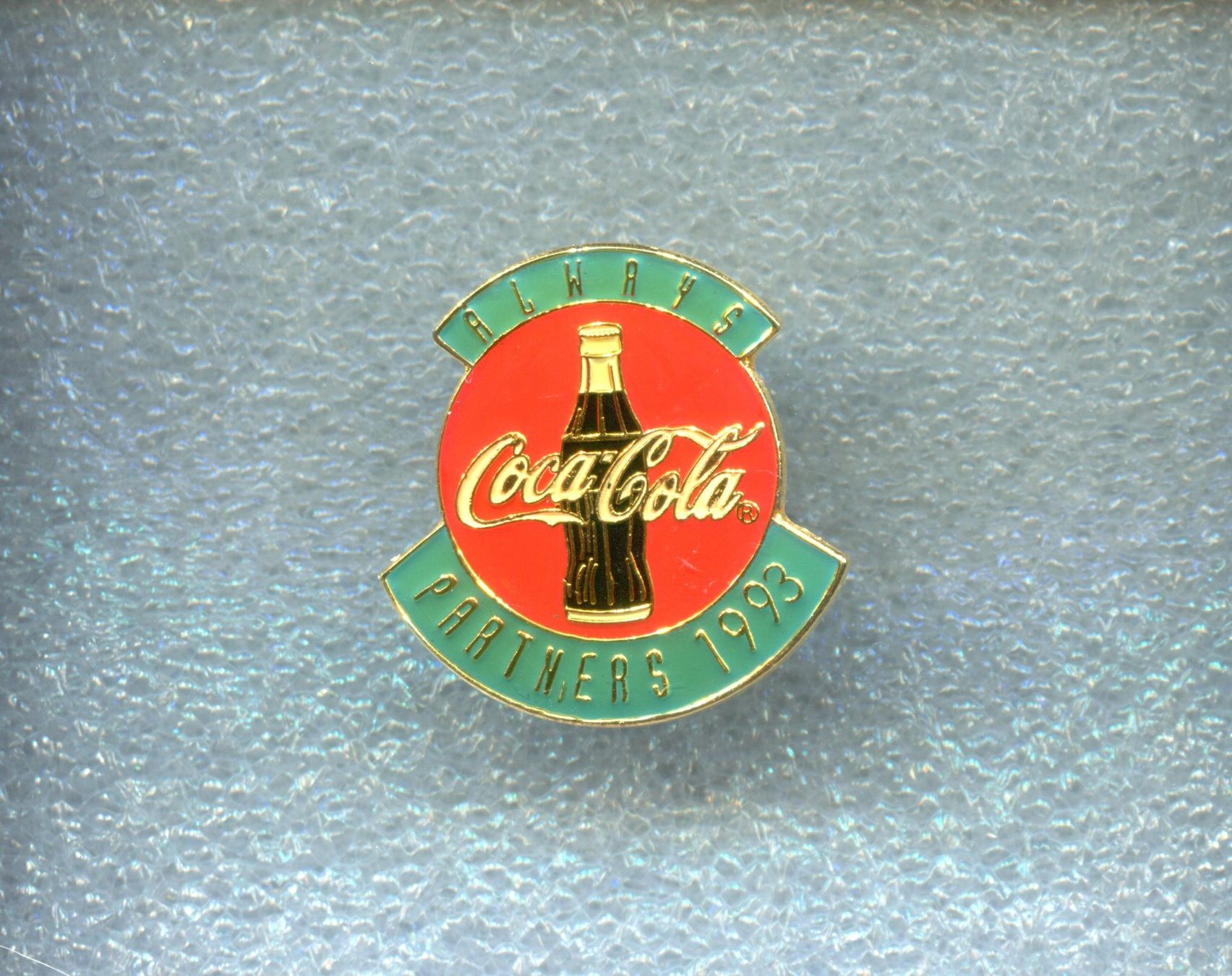 Coca-Cola Placchette & Badge: Coca Cola  ALWAYS  PARTNERS  1993 – Usato da Winterthur venduto da Sammleroase