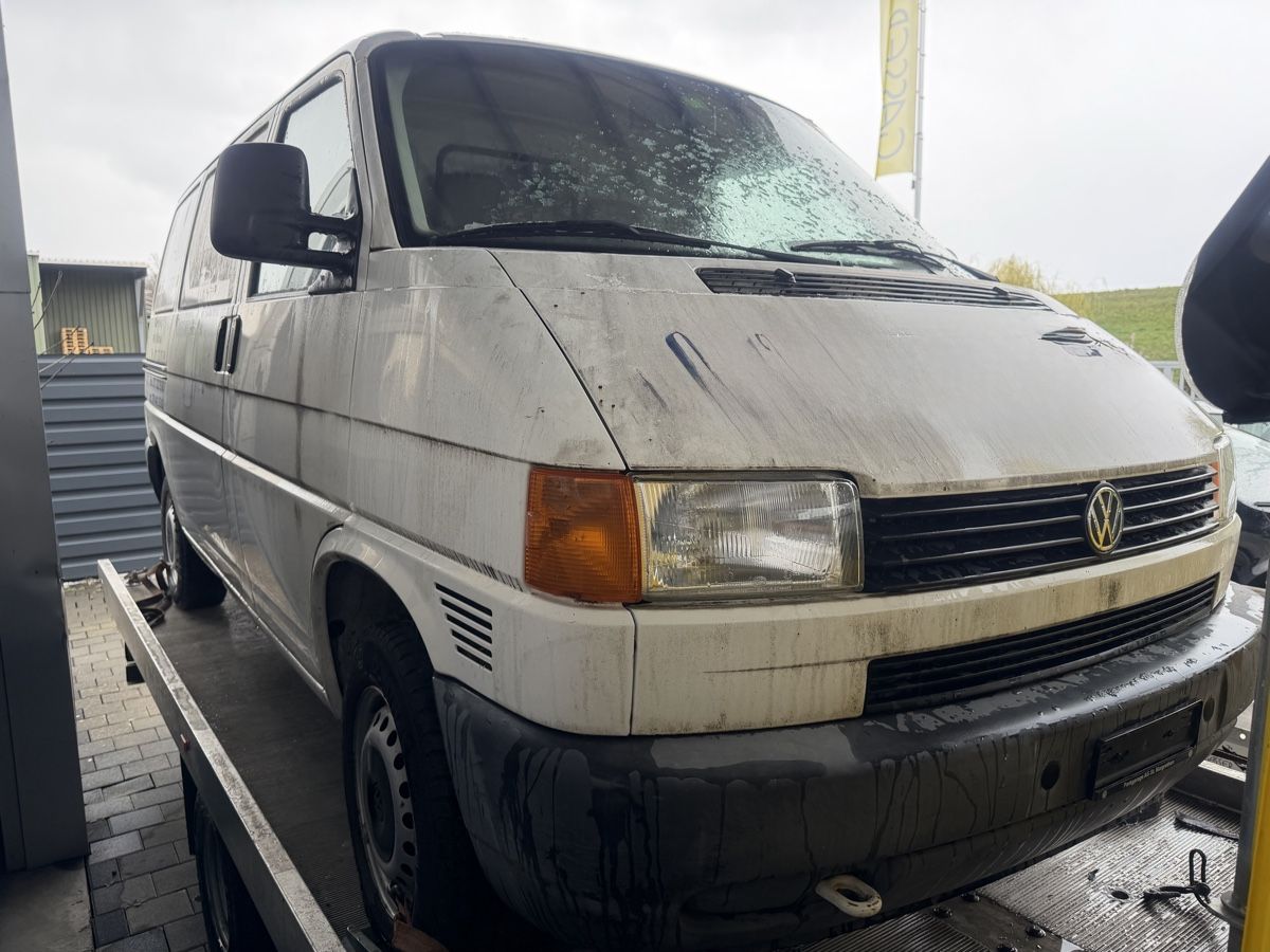 VW Autos: VW T4 2.5I 85kW 2002 – Gebraucht aus Widnau von Gasser_Auto 1