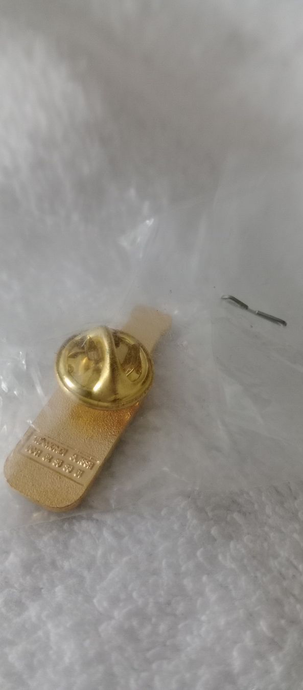 Spille & Fermagli: Heineken Bier Flasche Anstecker Pin – Nuovo (secondo la descrizione) da Maienfeld venduto da Hanswurst64 2