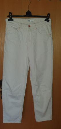 Bershka Mom Jeans, Weiss, Gr. 40