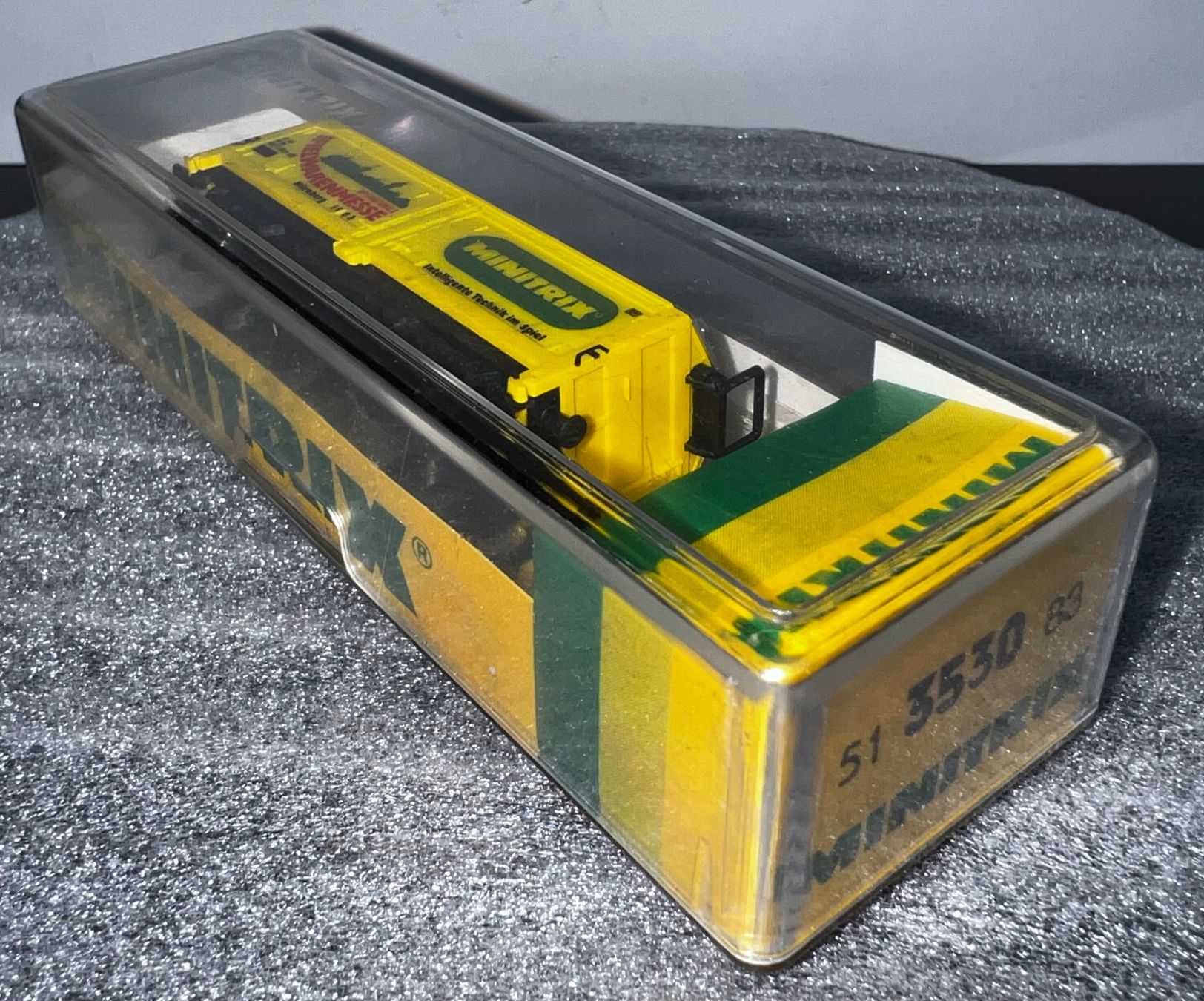 Trix Modellini di ferrovie: Minitrix . 13530, Güterwagen - Spielwarenmesse Nürnberg – Usato da Basel venduto da jonnyhaas 7