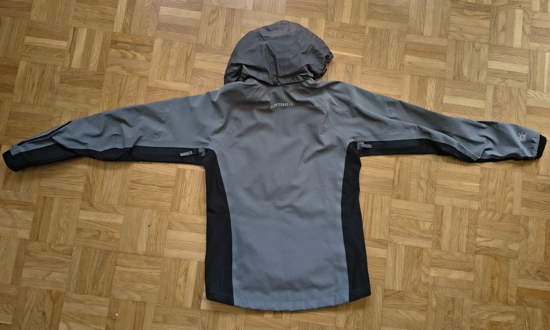 Salewa Jacken: Salewa Alpine Softshelljacke Grösse XXS Gore-Tex – Gebraucht aus Liebefeld von manyawoods 1