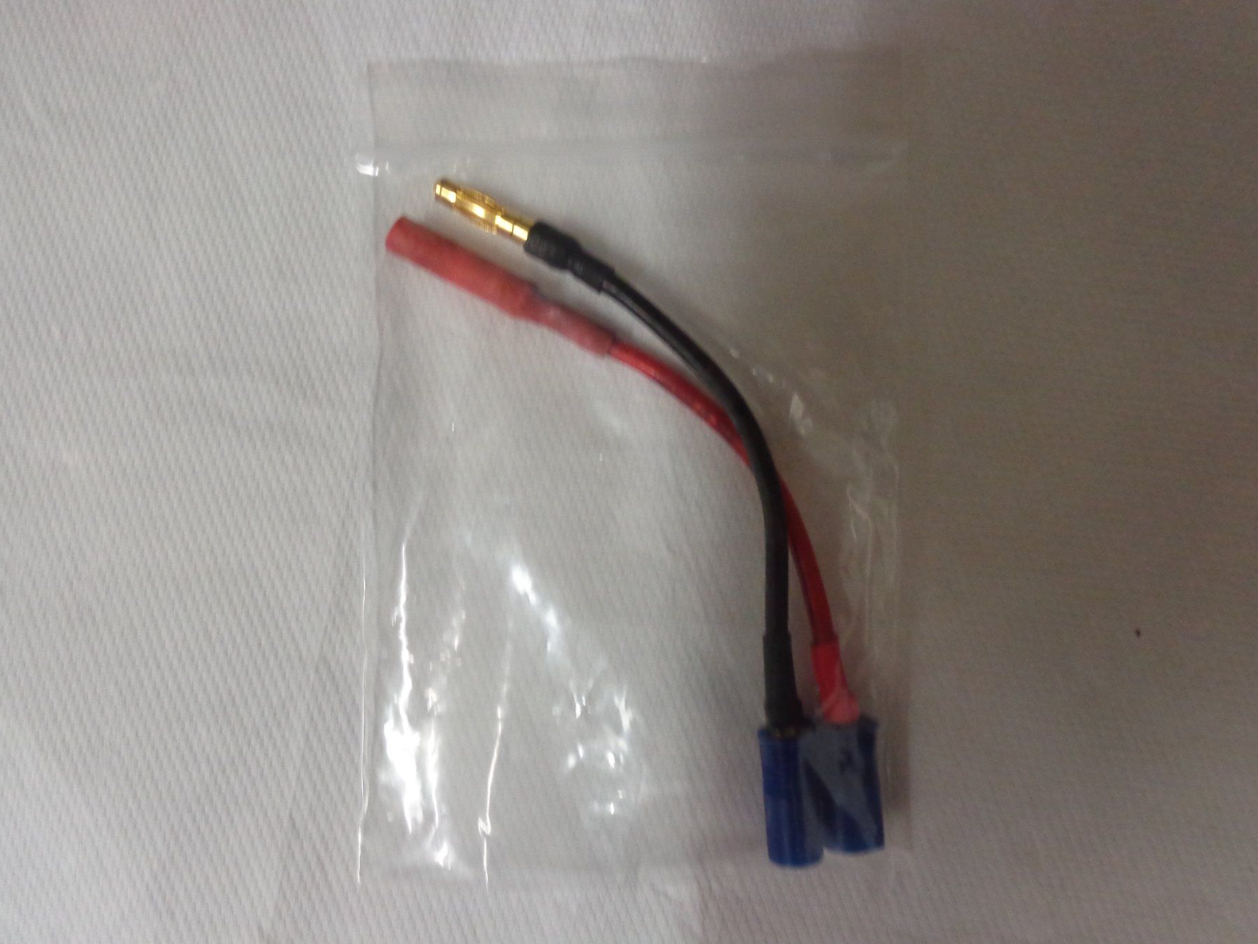 RC Kits de montage: Kabel mit Stecker neu – Neuf (Voir description) à Sirnach par spilo01