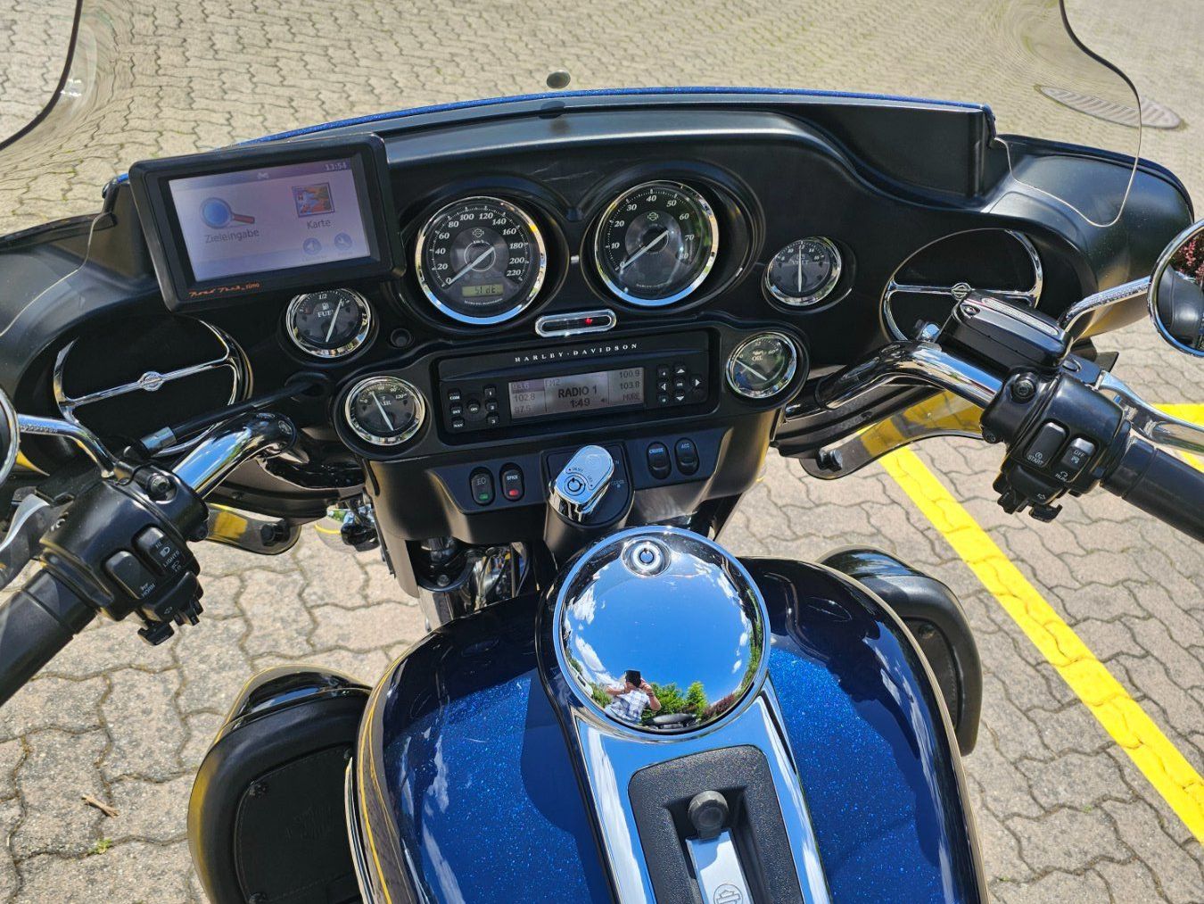 Touring: Harley Davidson FLHTK Electra Glide Ultra Classic Limited – Usato da Fahrweid venduto da V2dream 3
