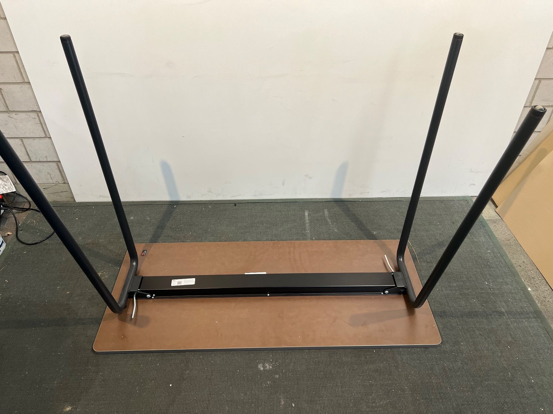 Tavoli: 024 FOURDESIGN 4-Real Klapptisch / Stehtisch – Usato da Wangen an der Aare venduto da TBYN 5