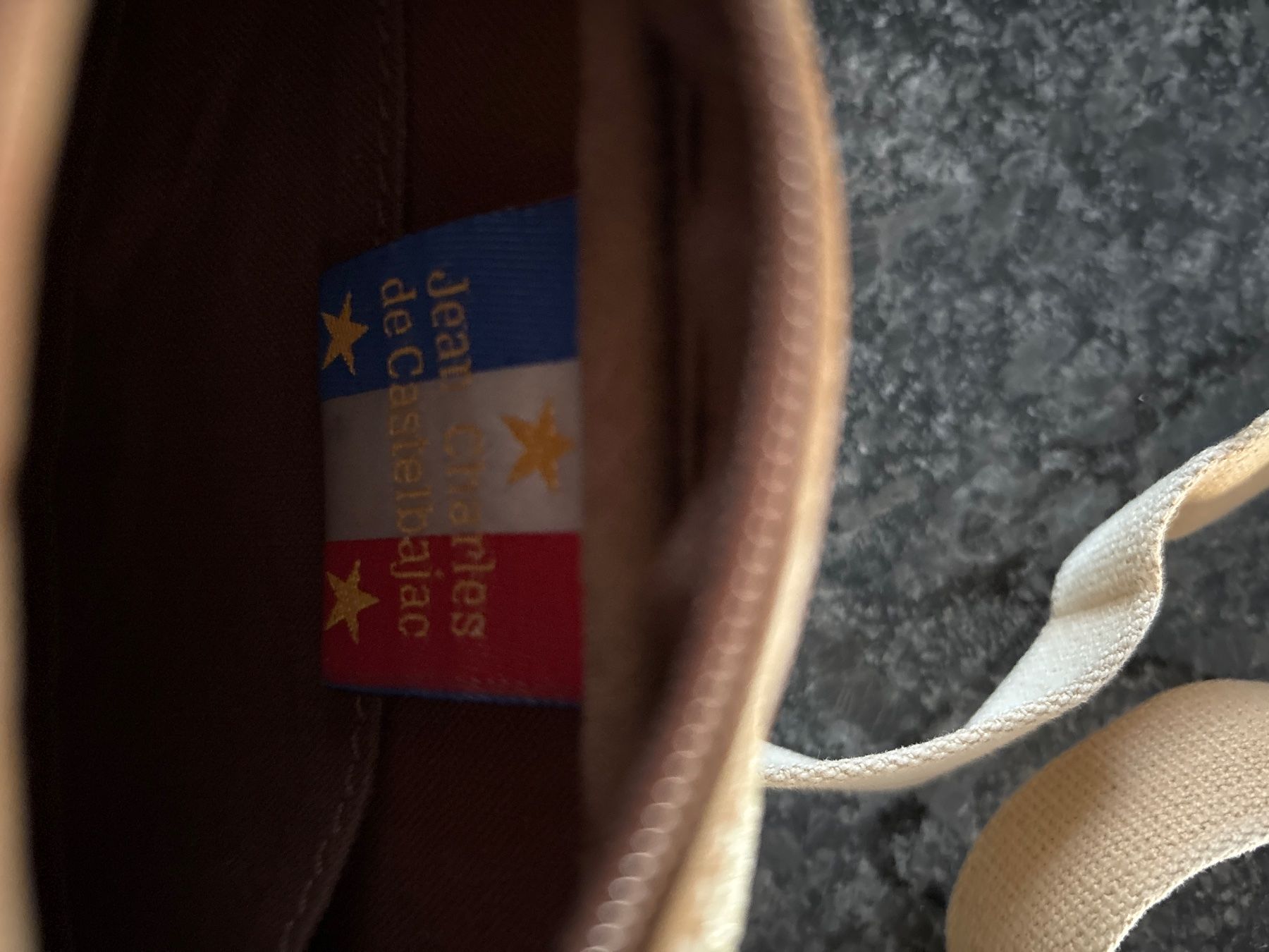 Taschen für Damen: Petit sac de taille Castelbajac occasion – Gebraucht aus Murten von Louis1954 2