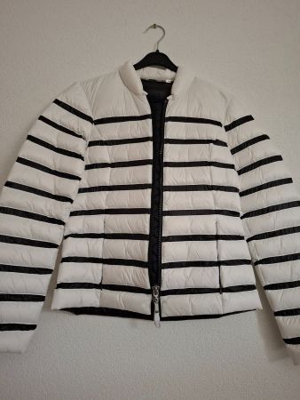 Veste automne Madeleine blanche et lignes noires