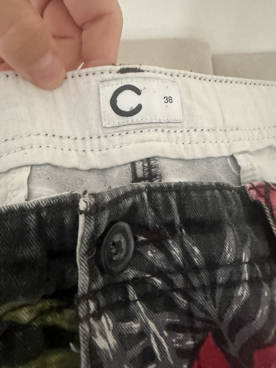 Pantaloni: Shorts – Usato da Zürich venduto da tom_8phz 3