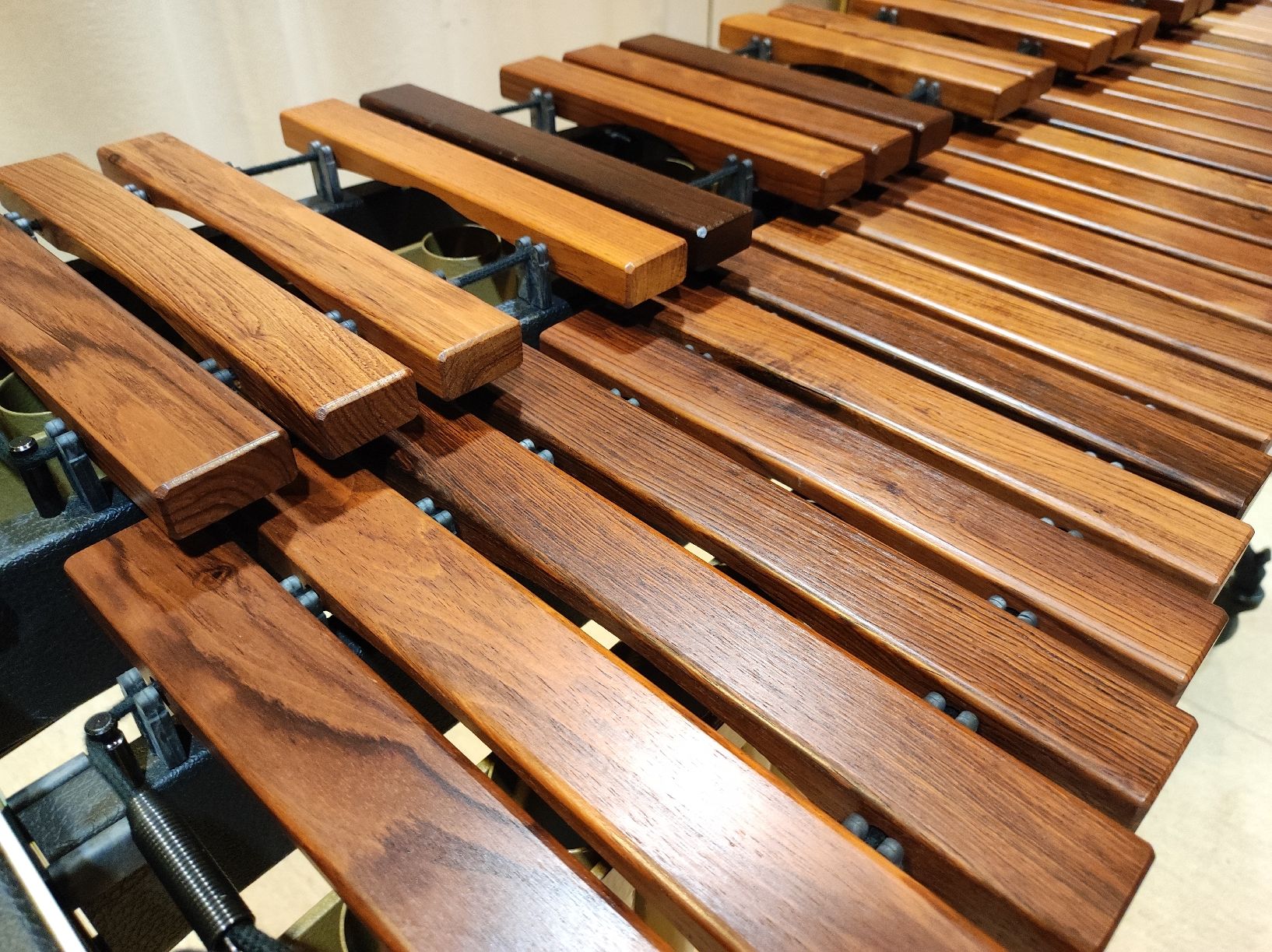 Strumenti musicali: Adams Xylophone Solist - 3.5 Octave – Nuovo (secondo la descrizione) da Meilen venduto da nna_p7w5 5