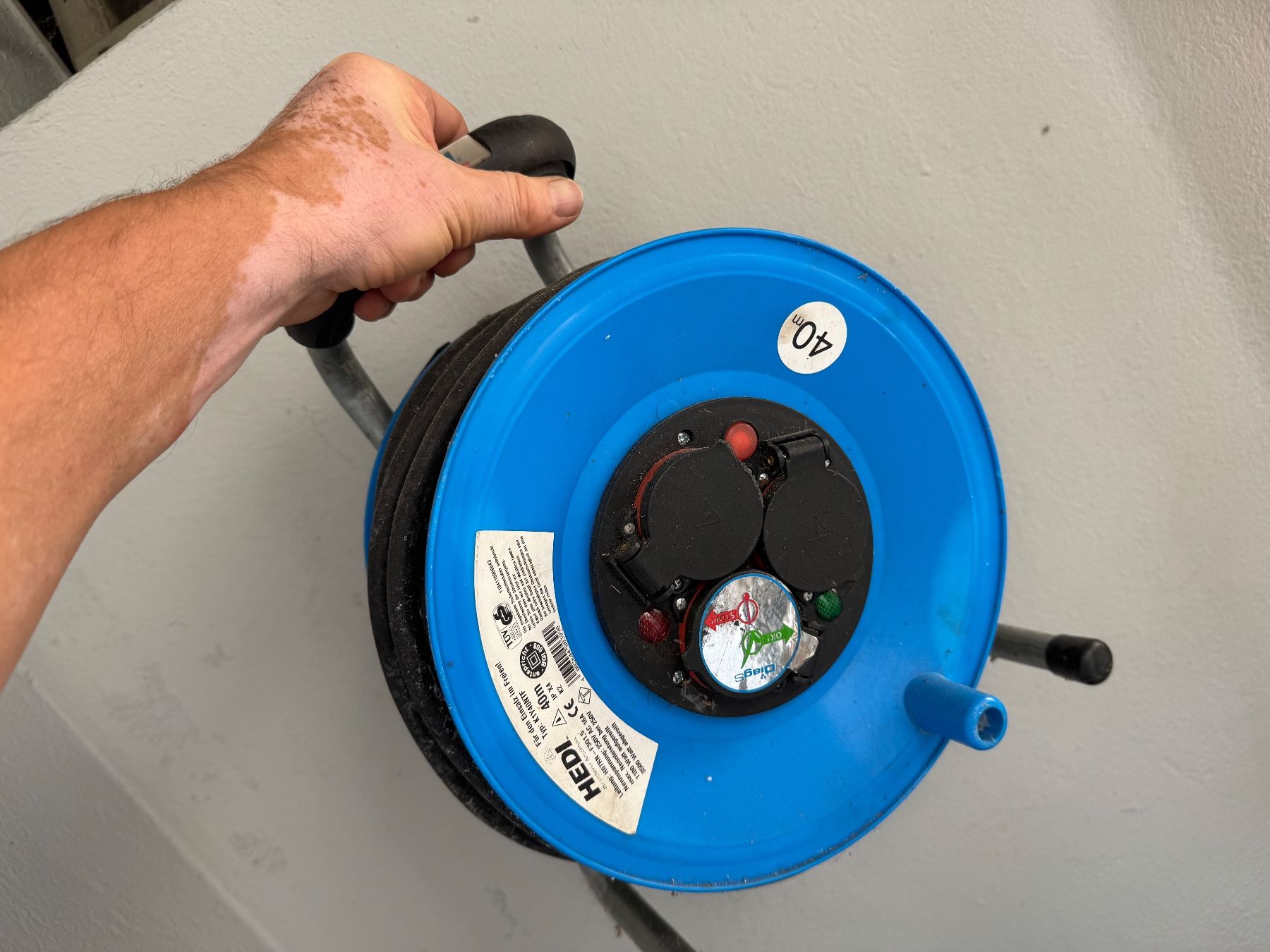 Kabel: Hedi Kabelrolle 40 Meter Lieferung gratis – Gebraucht aus Thun von Thuno6