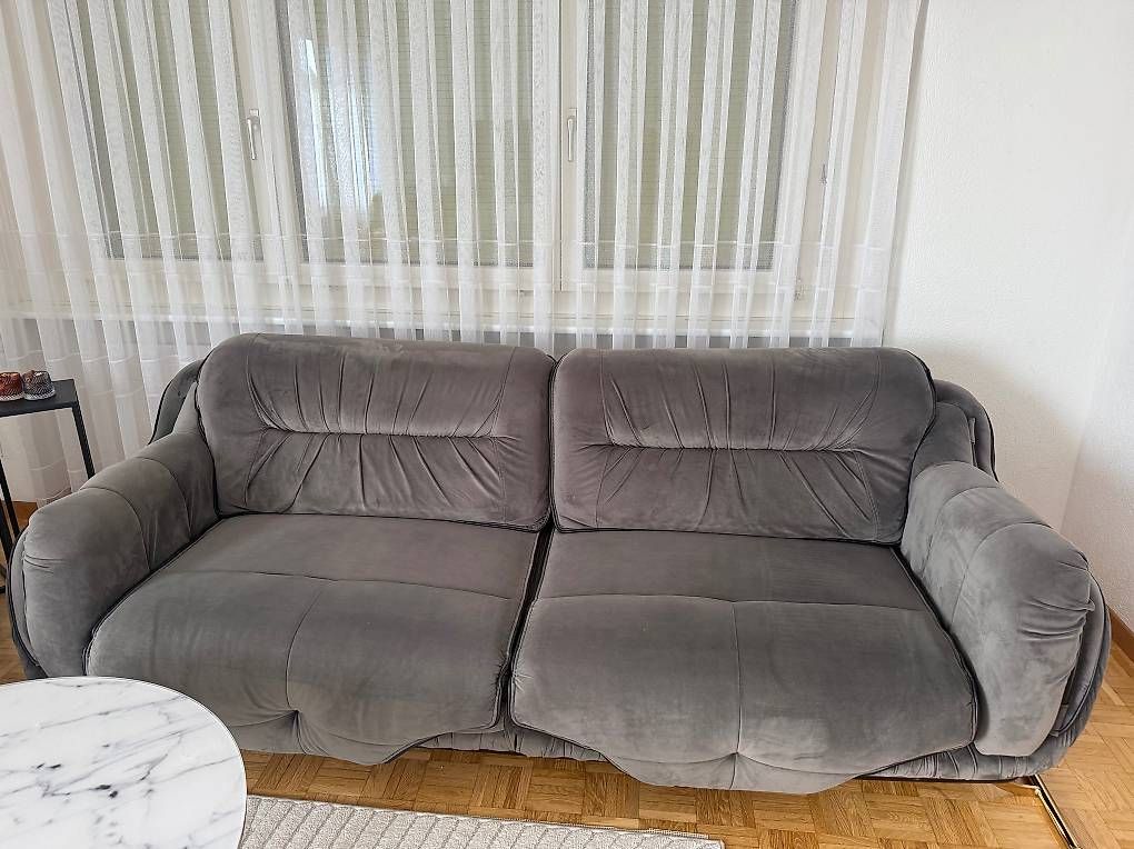 Sofas: 2x Sofa 3-Sitzer grau gebraucht + Schlaffunktion – Gebraucht aus Sulgen von alberaa12