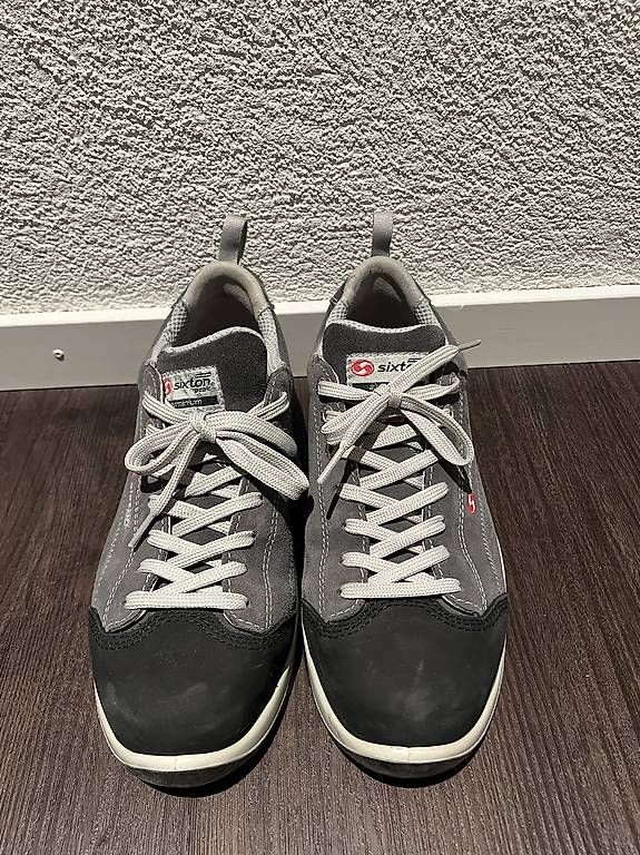 Scarpe da uomo: Sicherheitsschuhe Sixton Pasitos S3 Gr. 41 – Usato da Kölliken venduto da Vtecnique 1